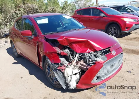2019 Toyota Yaris Le z USA, uszkodzony, nr VIN 3MYDLBYV3KY521373